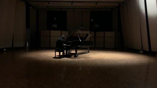 piano.mov