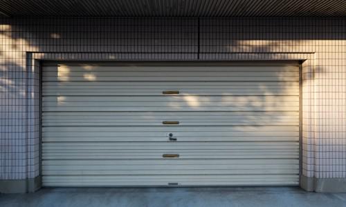 garage door installation in dubai hills – why hire a pro.jpg