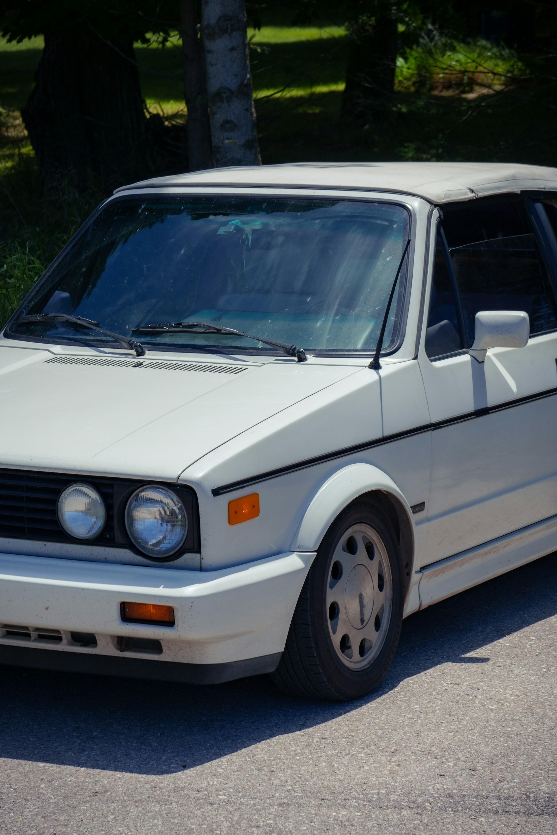 Volkswagen Golf White