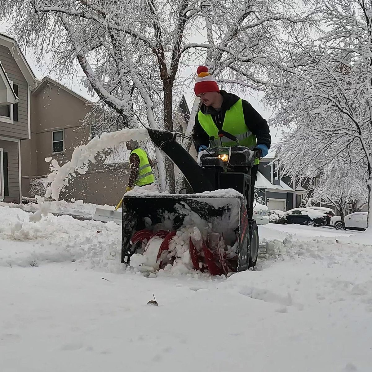 Winter snow removal from driveway