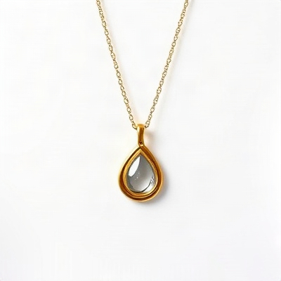 Gold Pendant Necklace