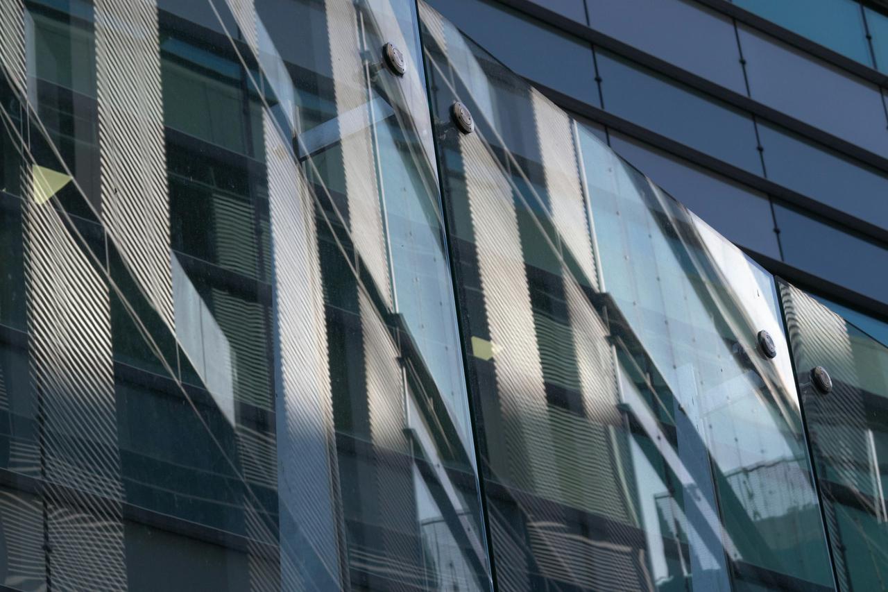 <strong>pV Glass</strong>