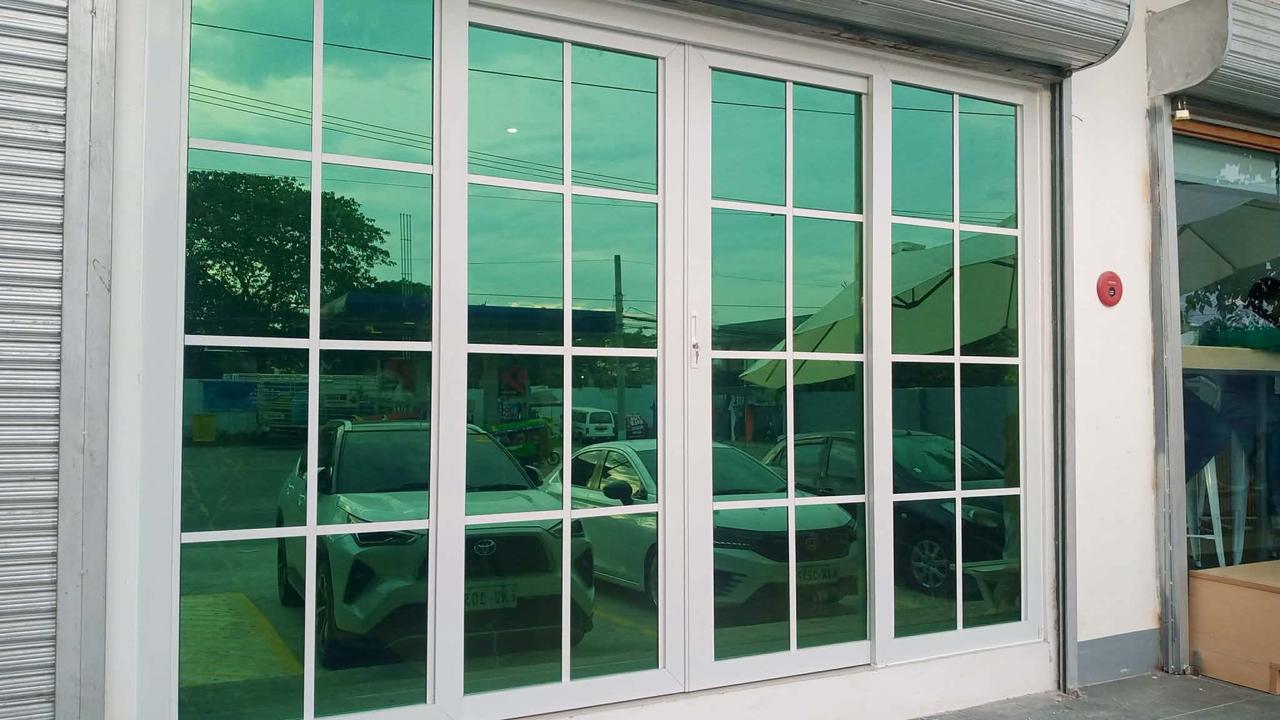 Doors & Entrance Systems