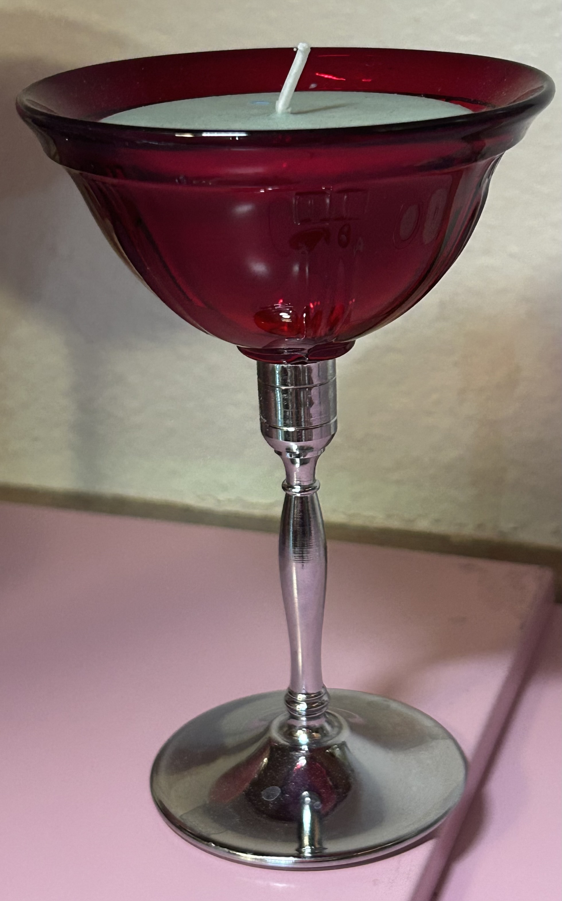 Crimson Forest candle — Fresh forest & pine