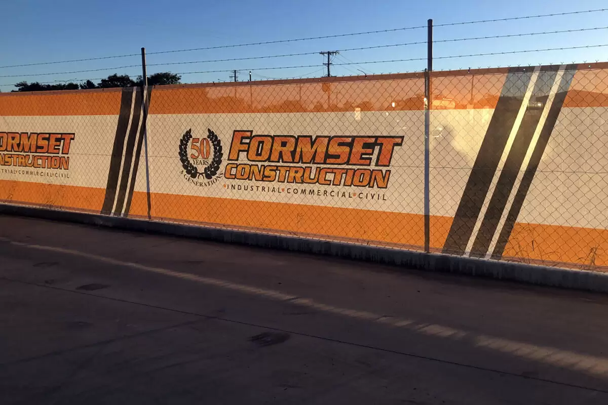 construction-banners-pvc-mesh.webp