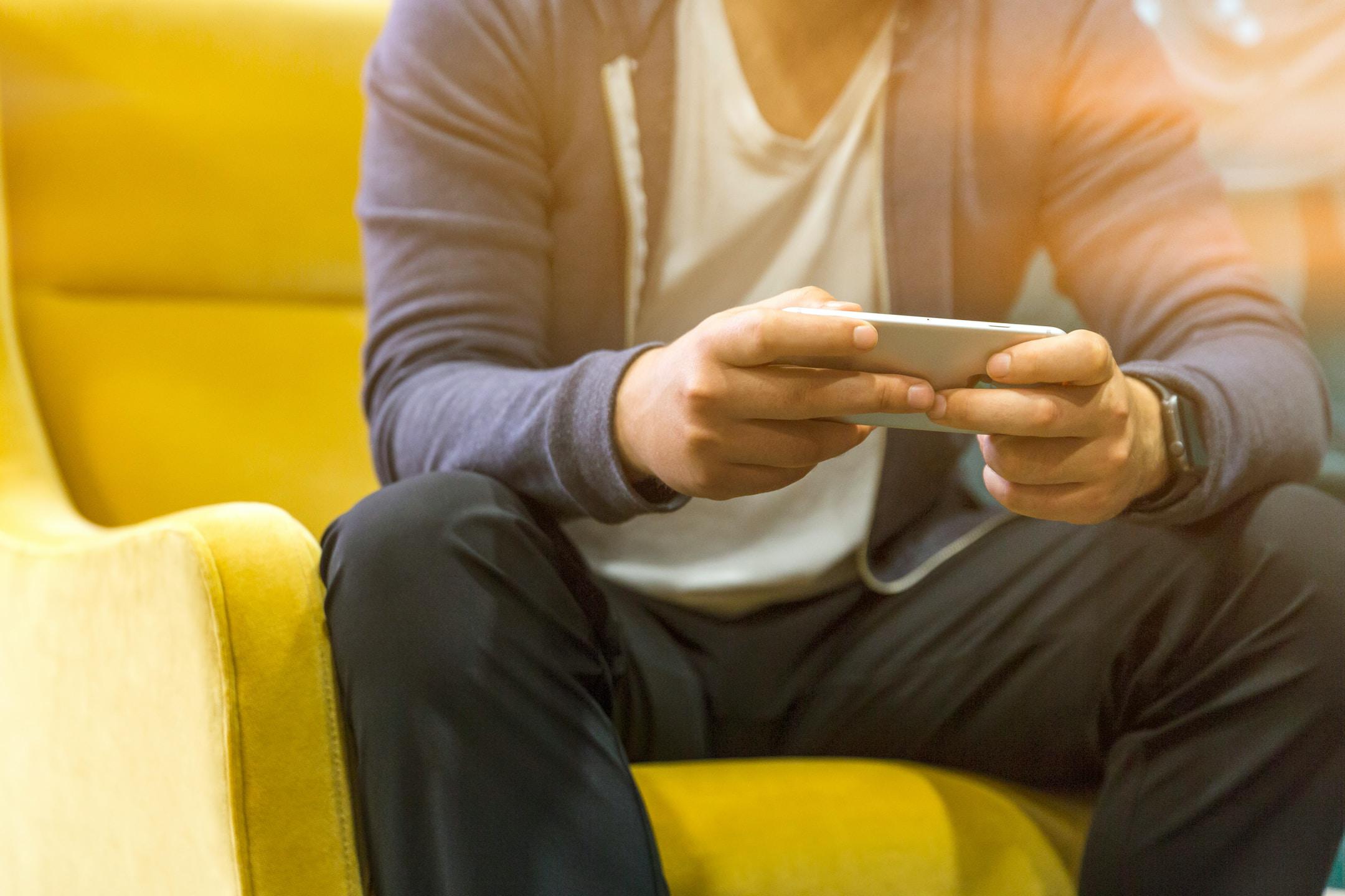 Image of someone using teleheath to get chlamydia treatment online.