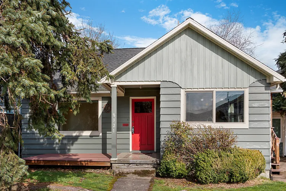 8321 NE Holladay St, Portland, OR 97220