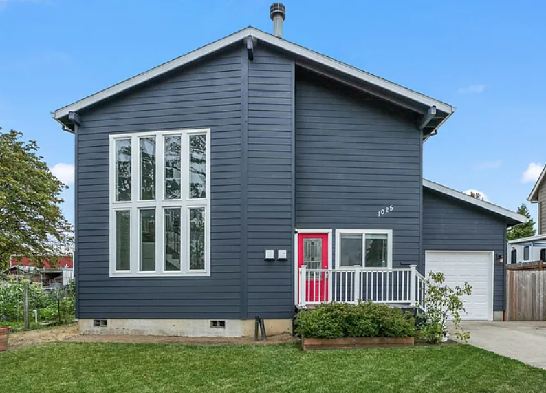 1025 E 1st St, Yamhill, OR 97148