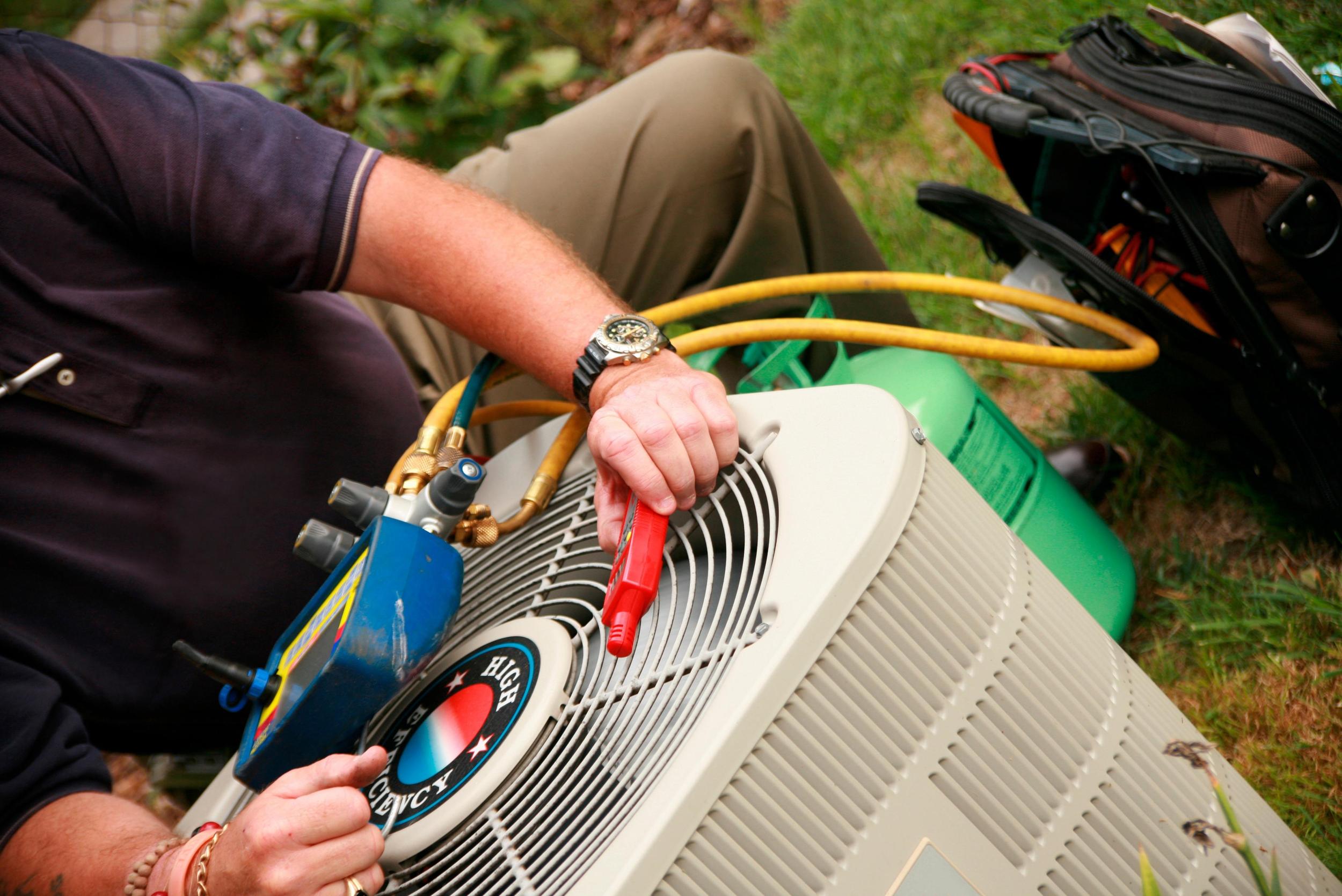air-conditioning-installing-repair-condition-2026-01-09-10-29-31-utc.jpg