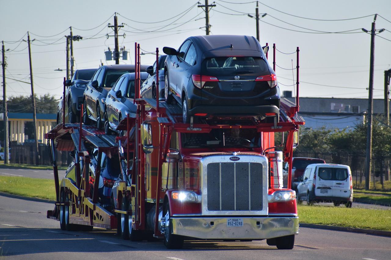 car-carrier-trailer-6839726_1280.jpg