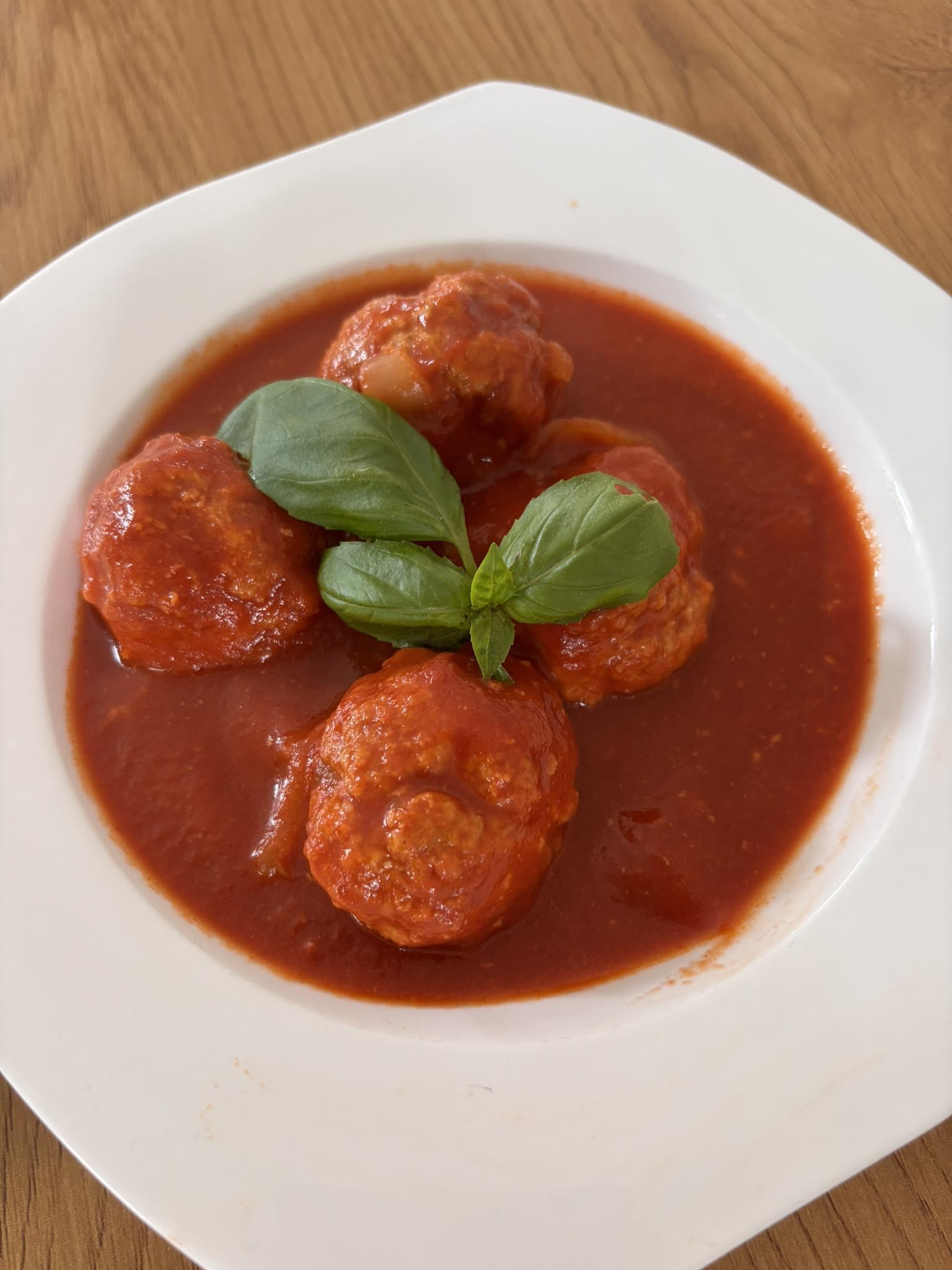 diétás töltött paprika paradicsomszósszal.jpg