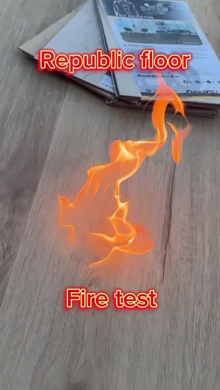 проверка кварц винила огнём republic floor vs fire!! #строимдоммечты #дизайнинтерьера.mp4