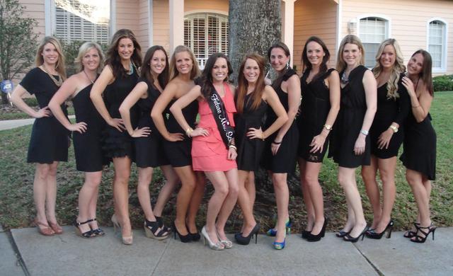 <strong>BRIDAL SHOWER WINE TOUR</strong>