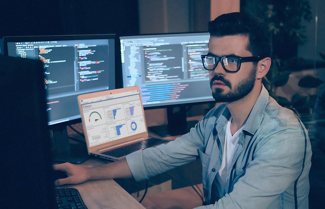 crm integration engineer.jpg