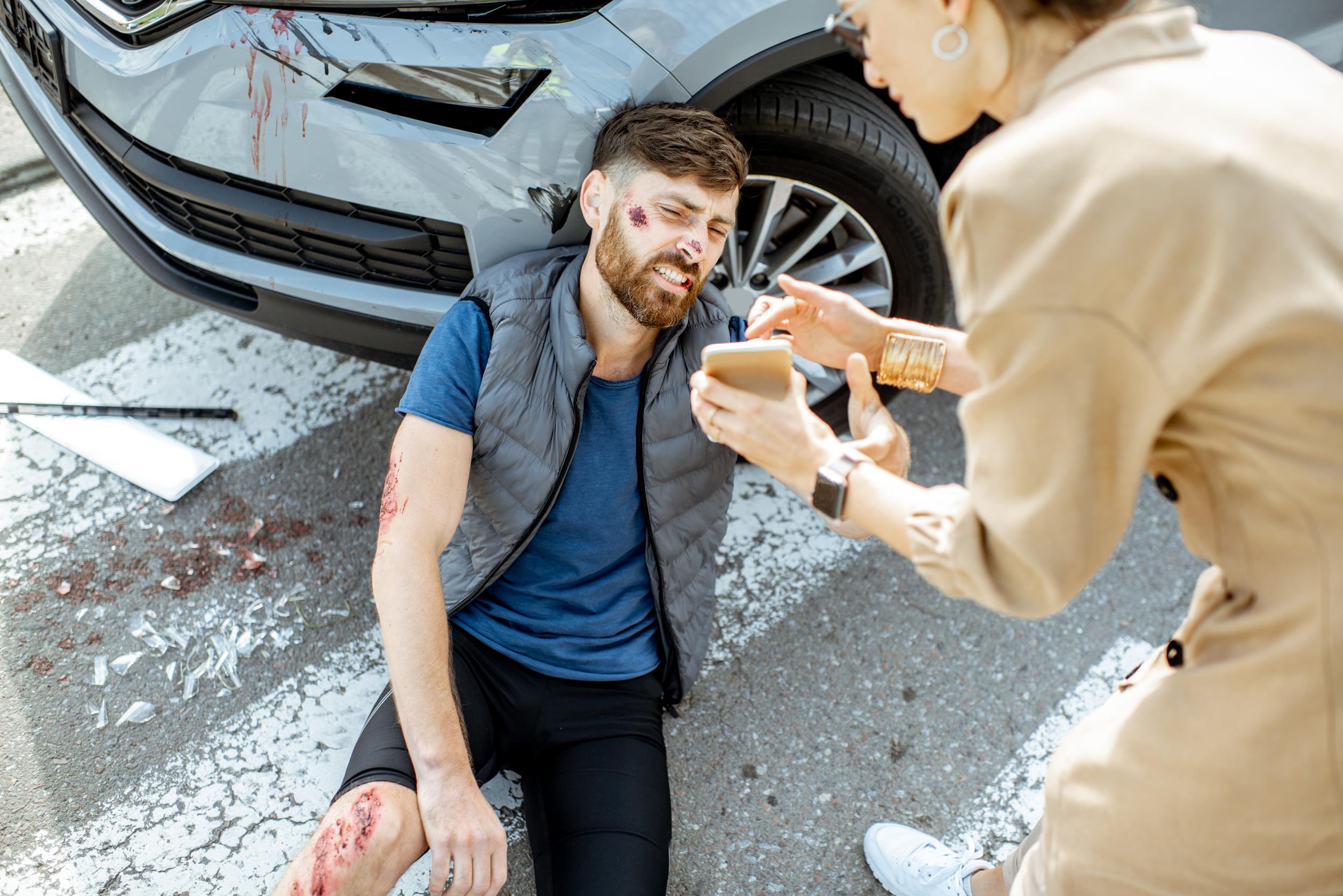 injured-man-receives-smartphone-assistance-after-c-2026-09-24-06-51-51-utc.jpg