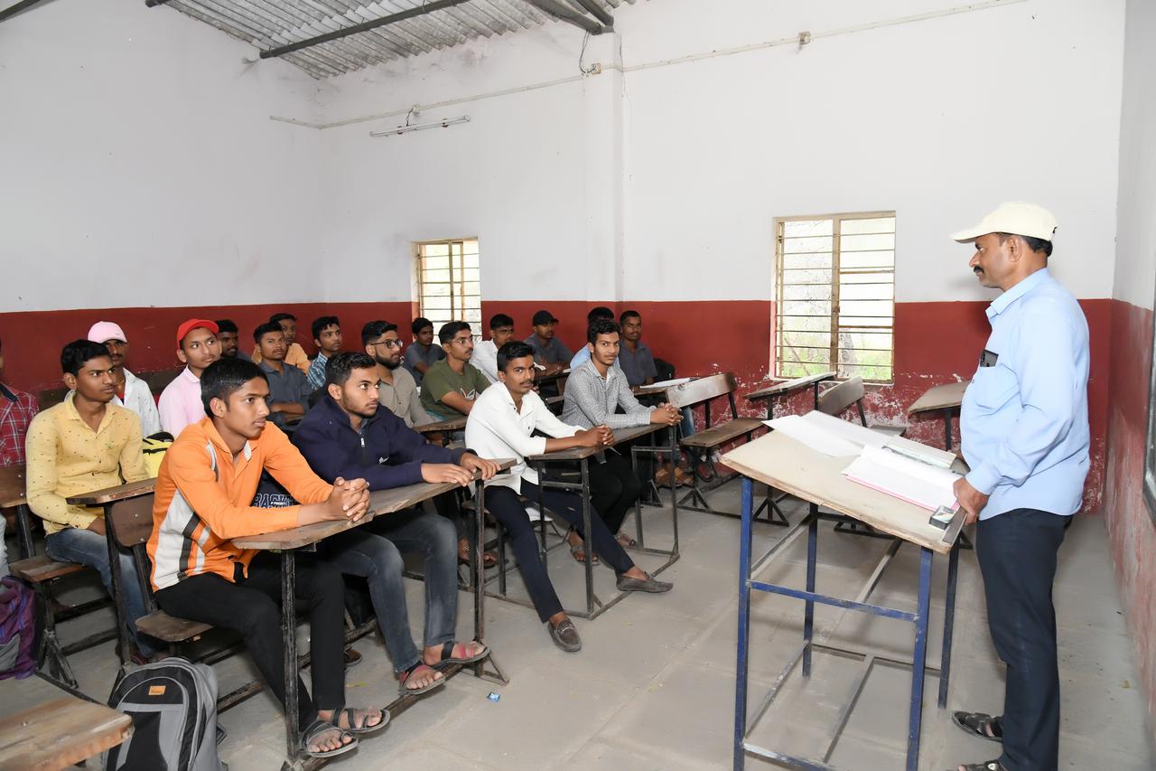 class room.jpg
