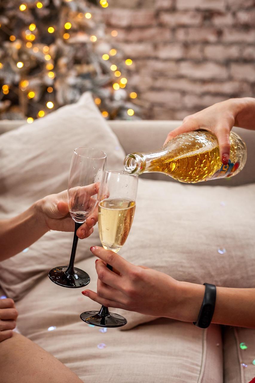 Top 5 Wellness Ideas for Your End-of-Year Office Party