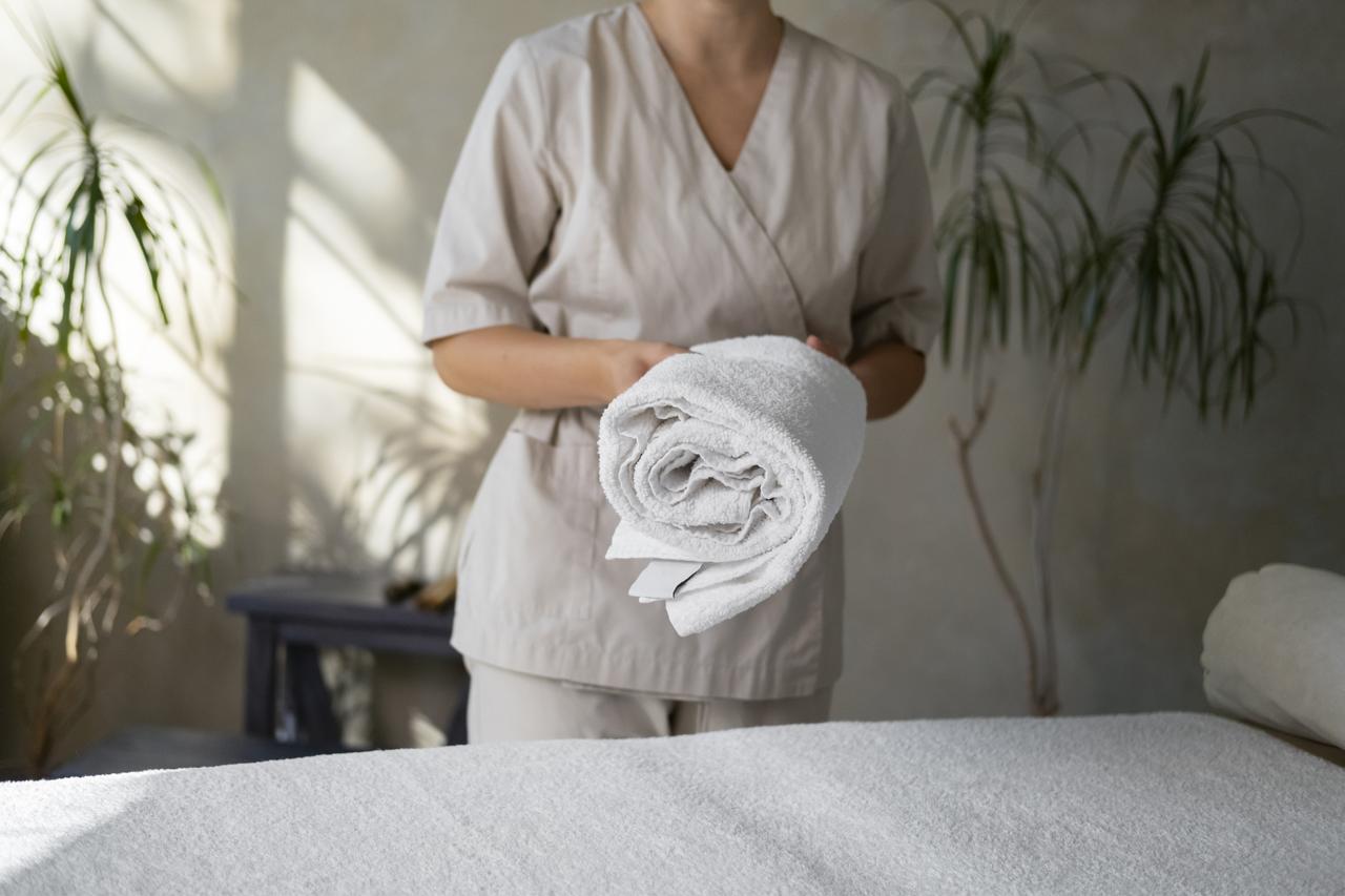 Romantic couples therapy massage in Johannesburg suburbs