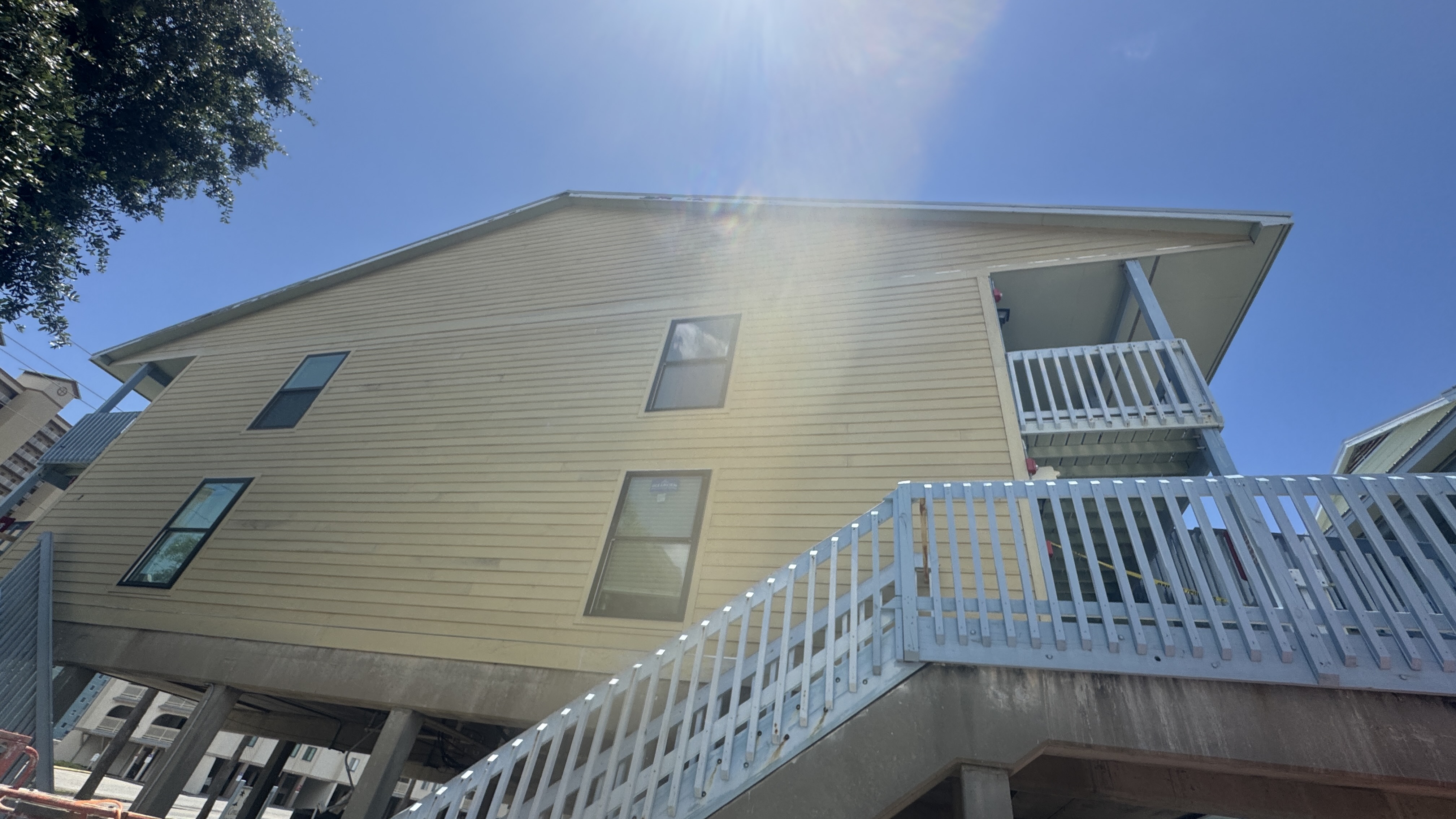 Hardie lap siding on Beachside condo