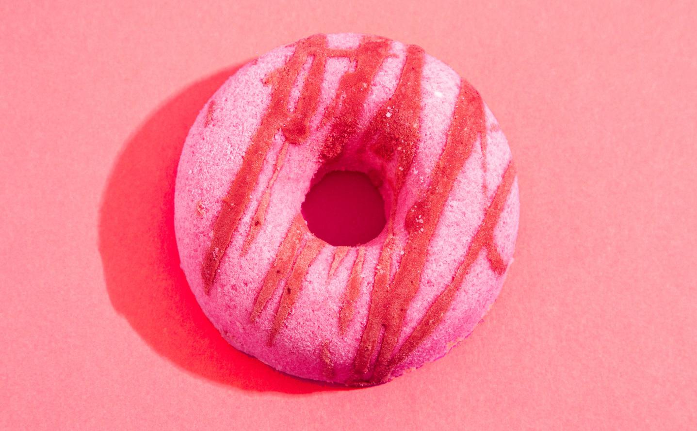 copy of 1500px_bathtreats_strawberrycupcake4.jpg