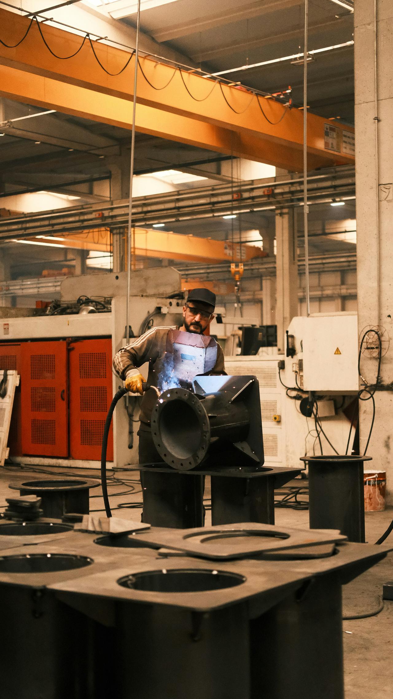 Manufacturing companies should consider factoring for small businesses