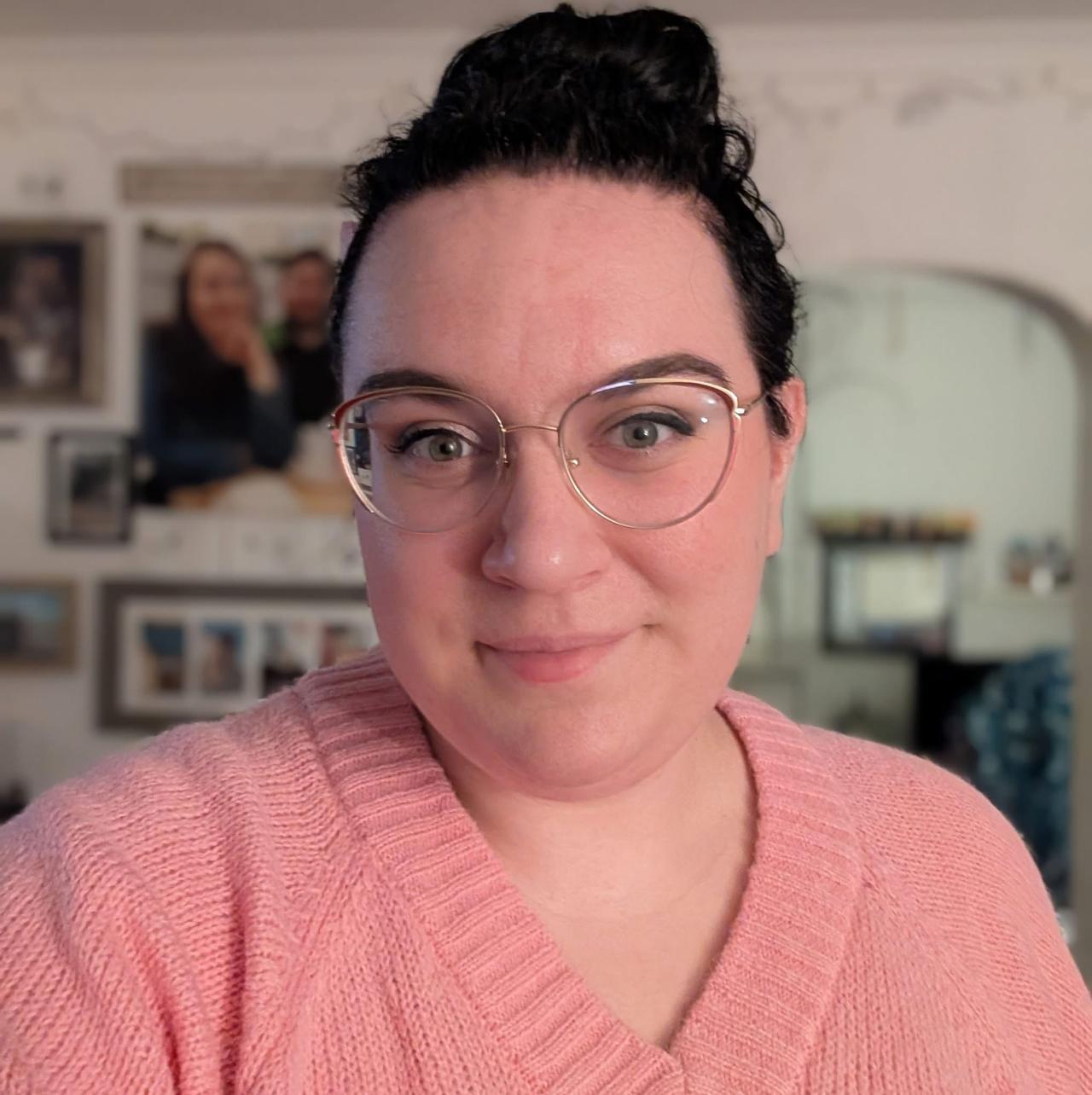 sara dotbox photo.jpg