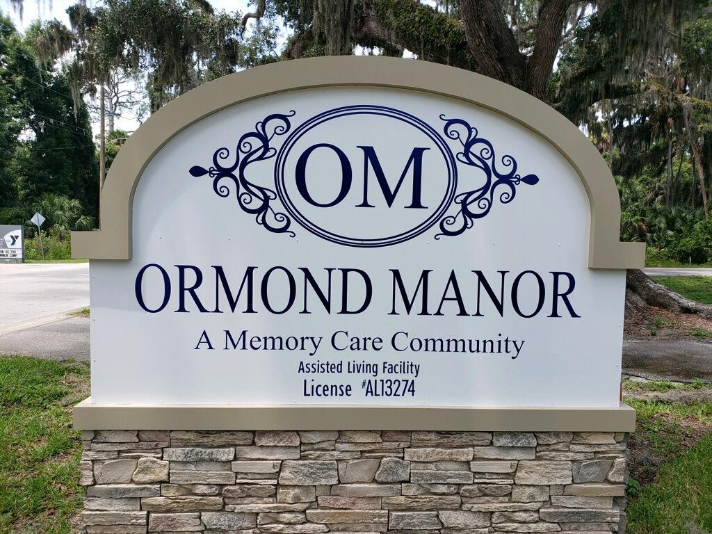 om_sign.jpg