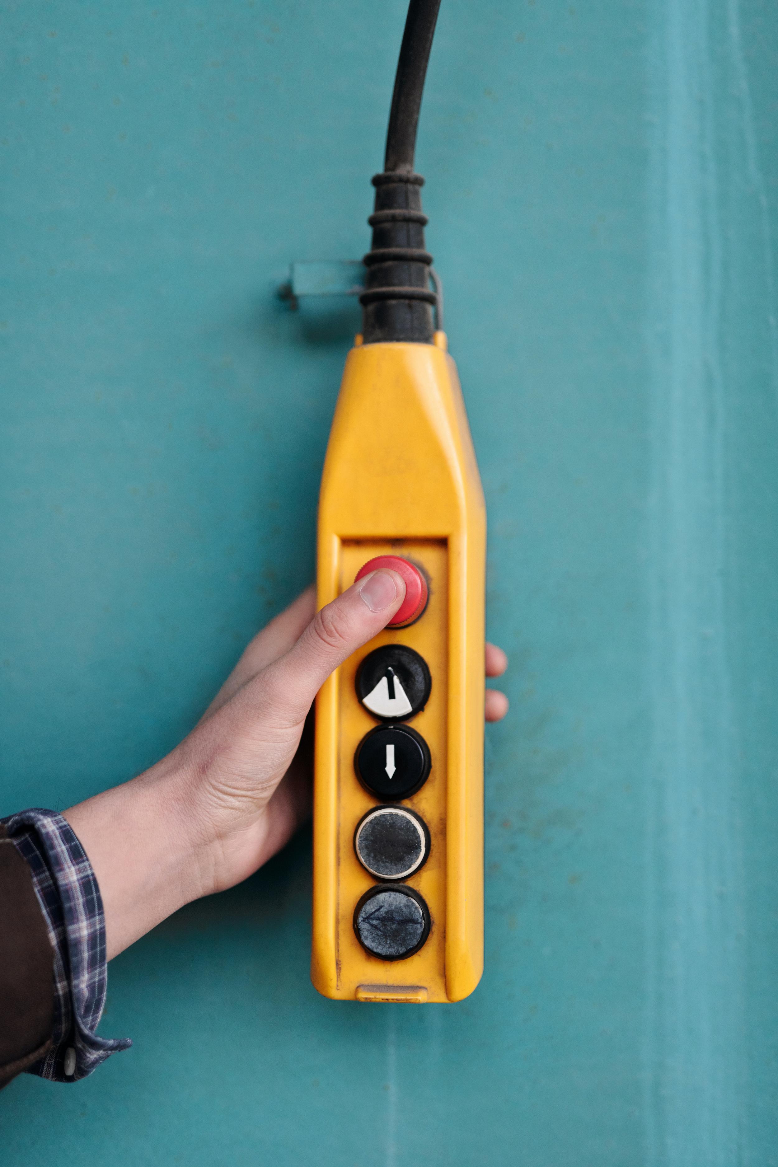 Guide to overhead crane troubleshooting