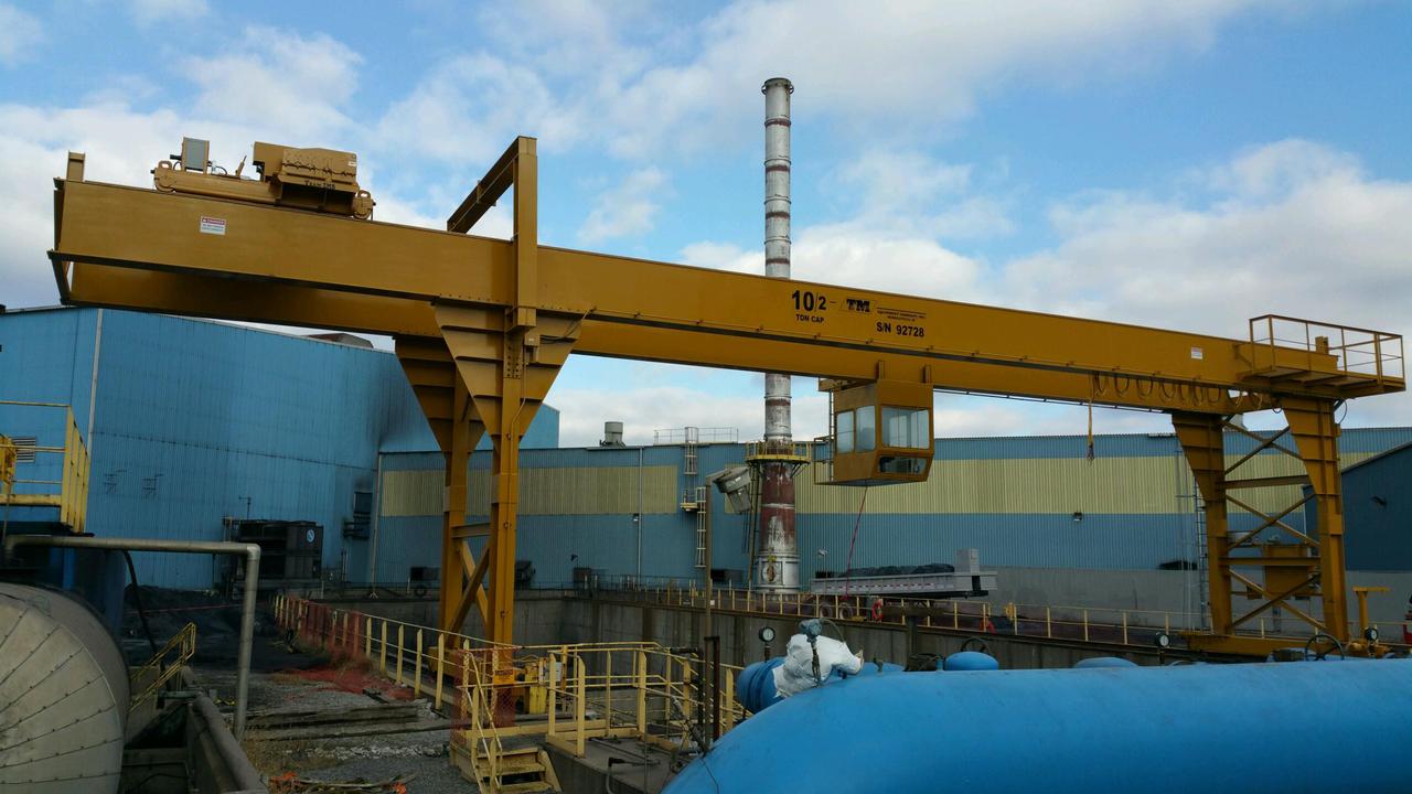 double leg double girder  gantry.jpg