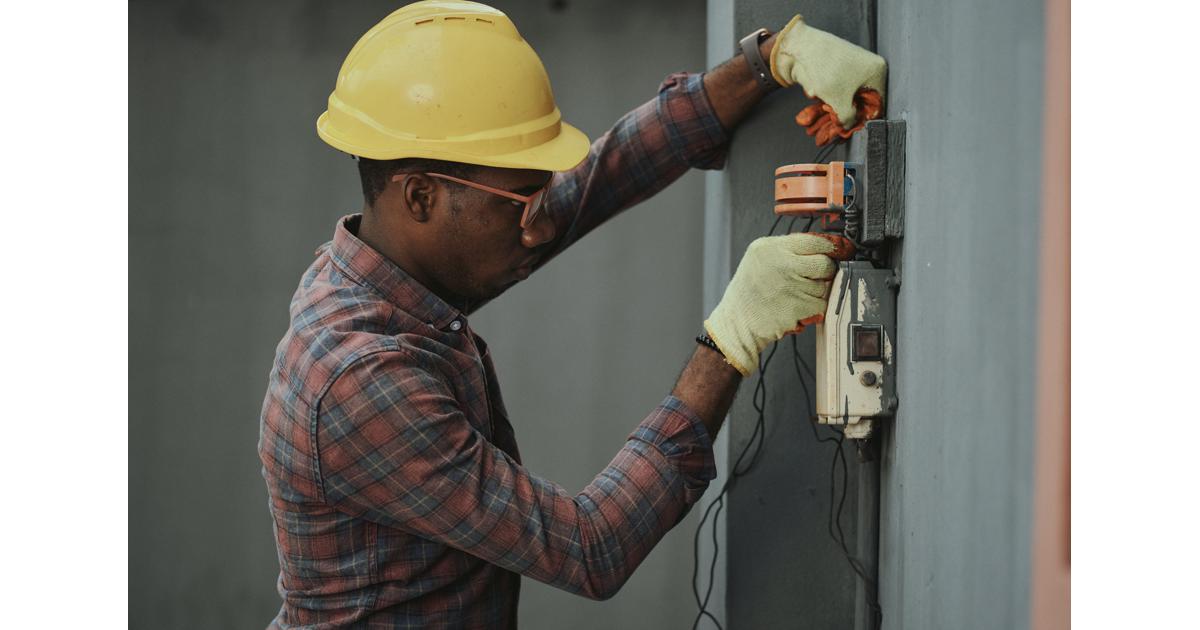 Different types of services for overhead cranes in Michigan City