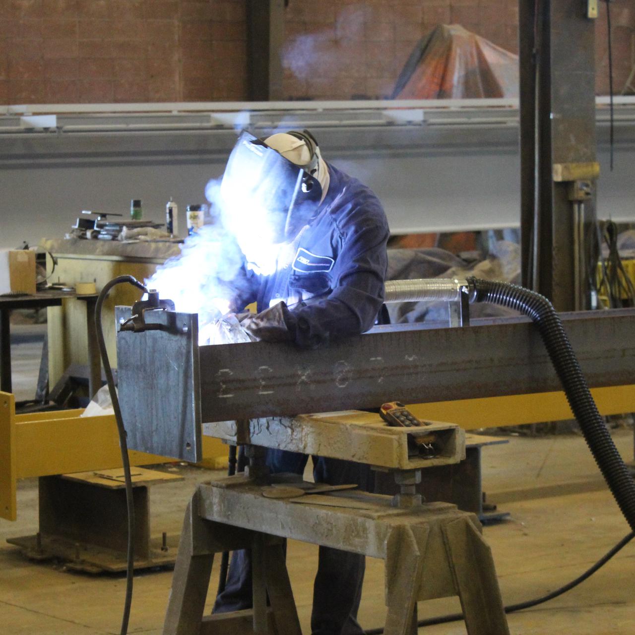 T&M cranes repair and fabrication services