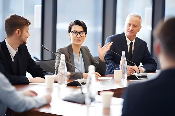 roundtable pic 2.jpg