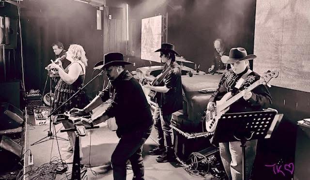 Jay Road performing