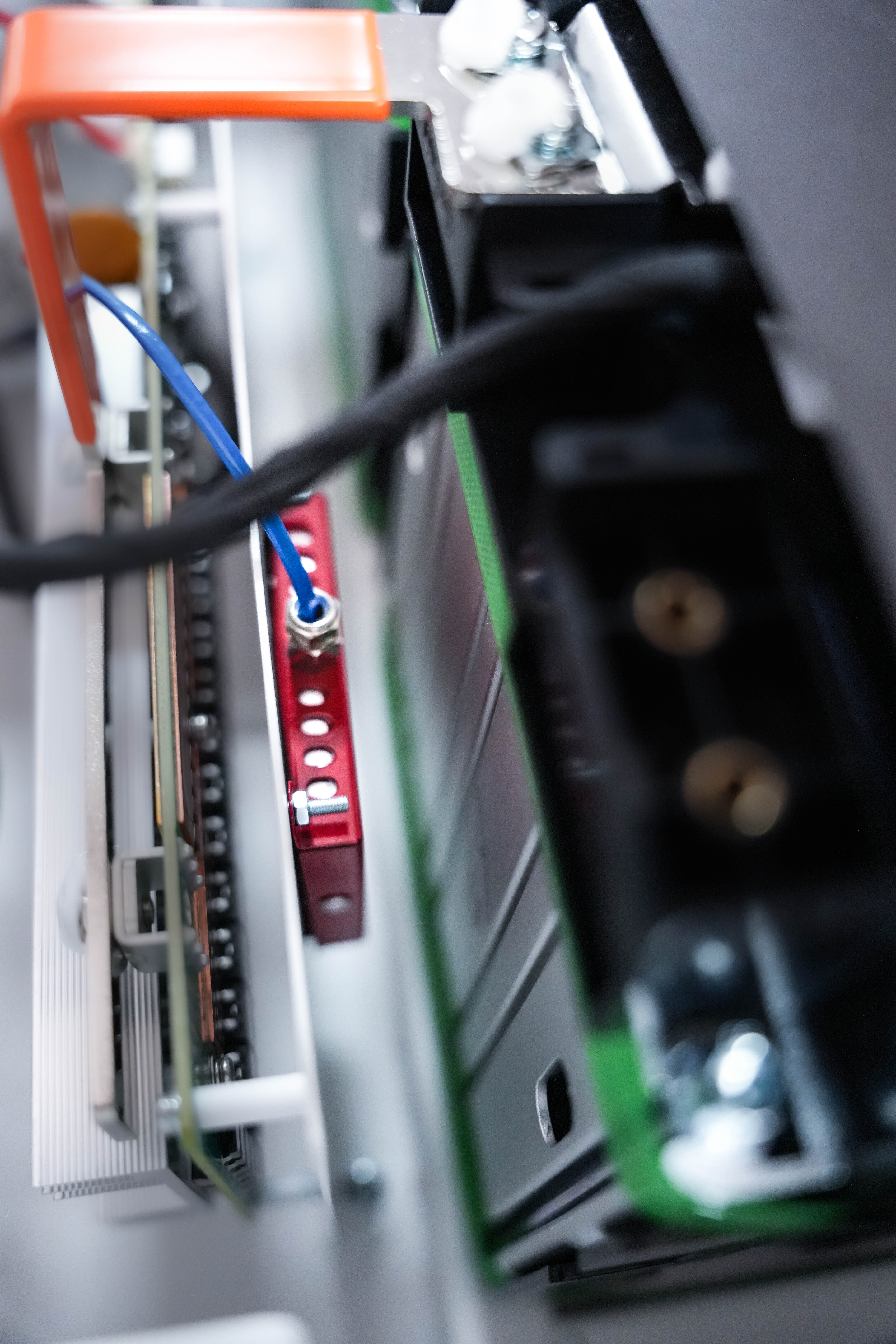 KNYEE WiFi monitoring interface and dashboard