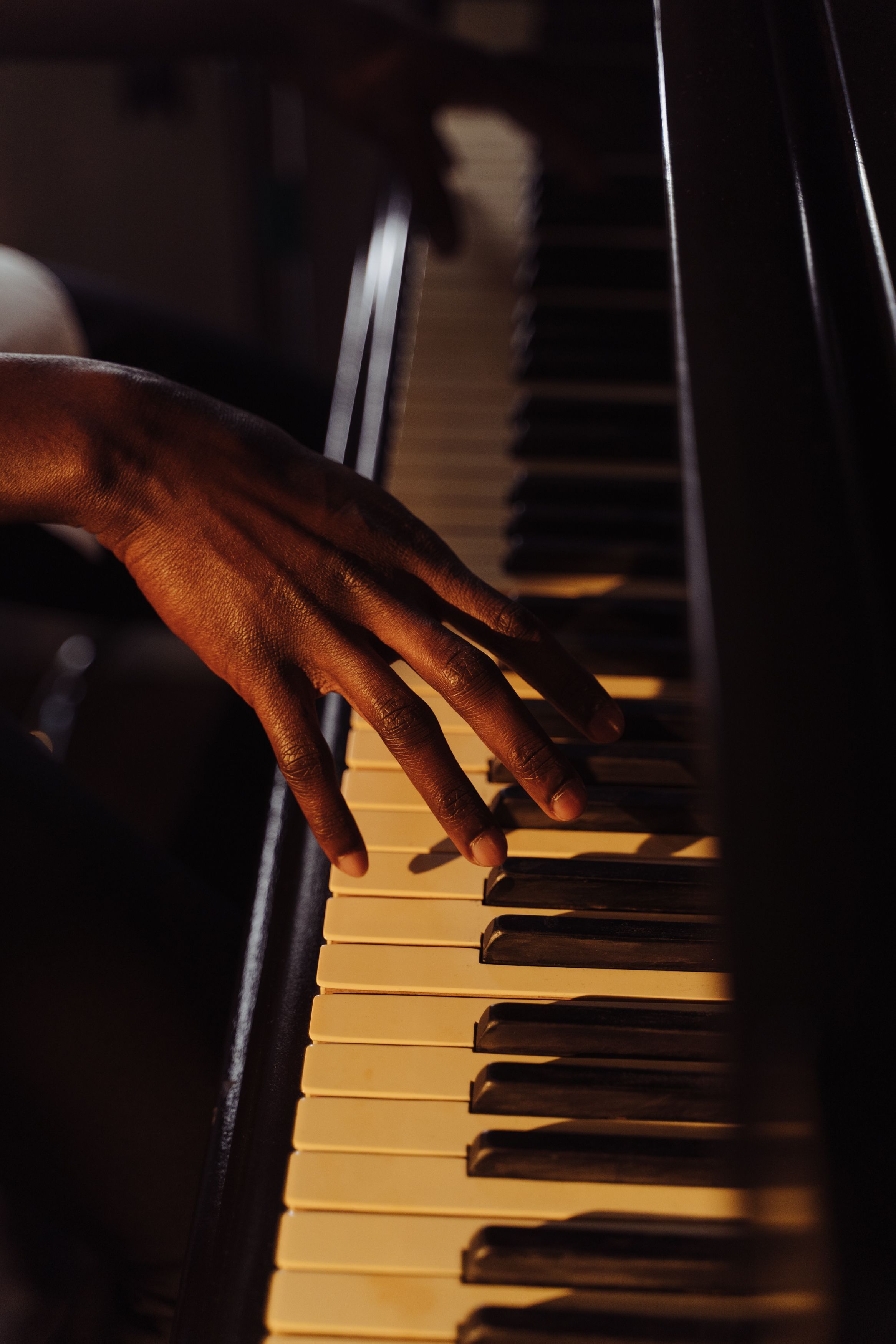 Piano instruction at NTooNZ