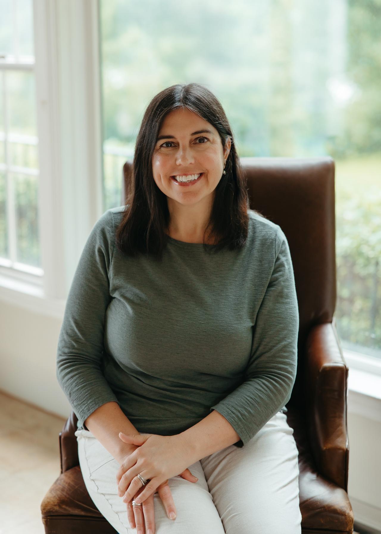 arnell head shot.jpg