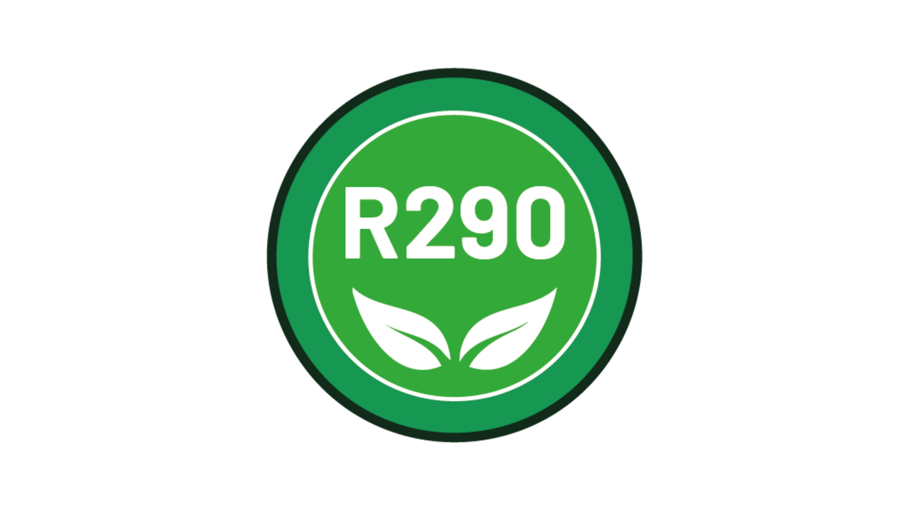 Das R290-Umweltgassymbol steht für eine umweltfreundliche Wärmepumpentechnologie, die Rücksicht auf die Natur nimmt.