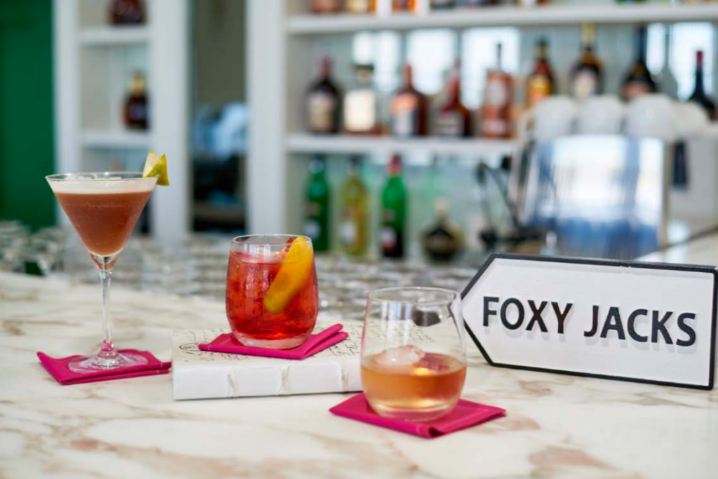 Foxy Jacks gallery photo 11