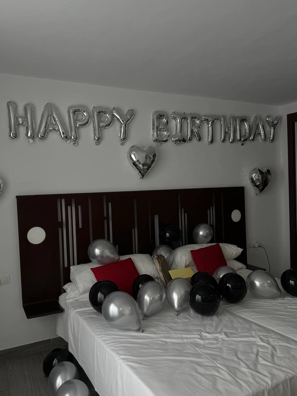 Apartment decoration for special occasion