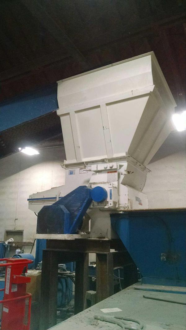 Vecoplan RG42 Shredder