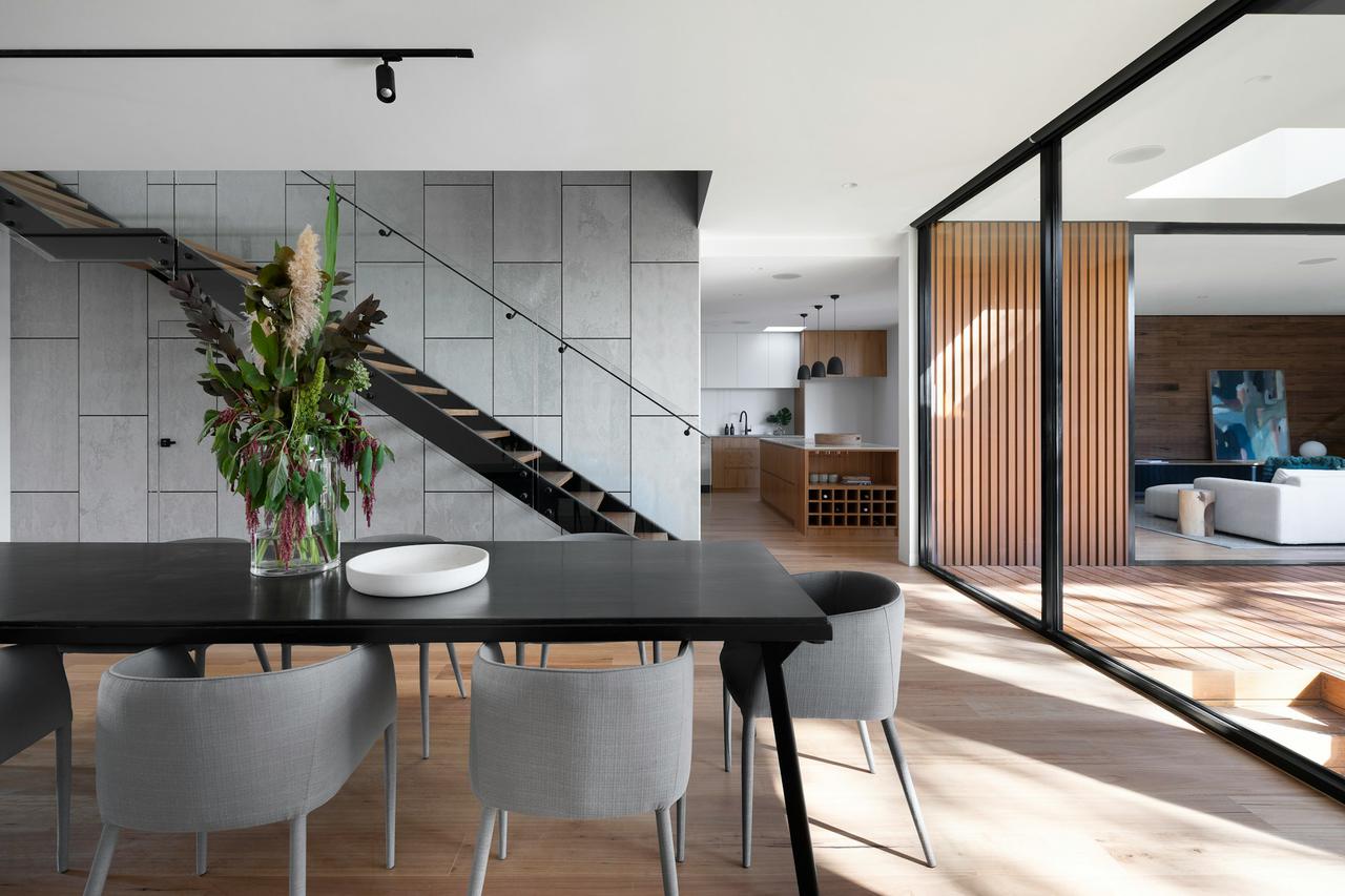 More info: https://www.rarchitecture.com.au/parkdale_house_balwyn
Photography: Dylan James - https://dylanjames.com.au/
