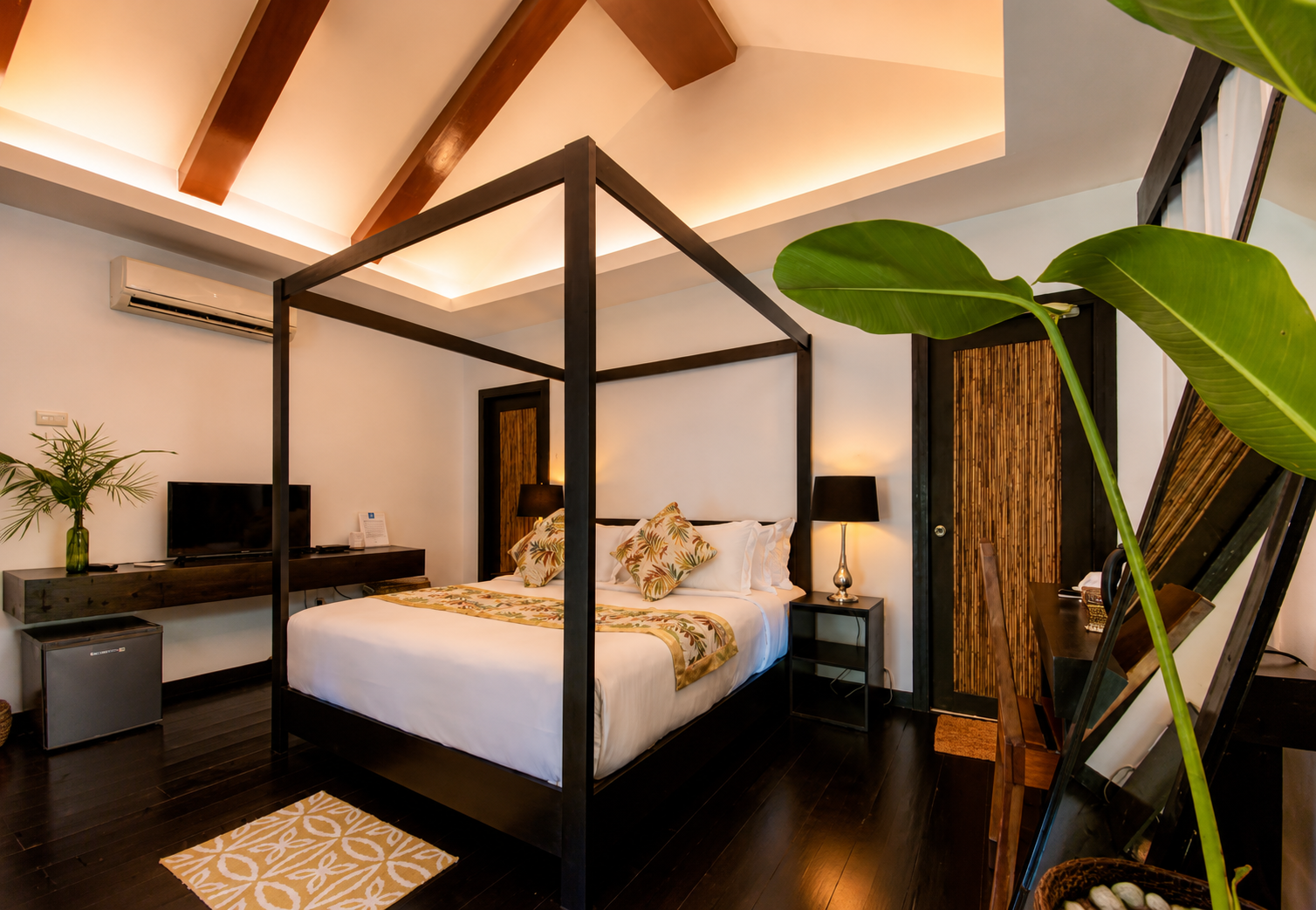 Double Room - Image 2
