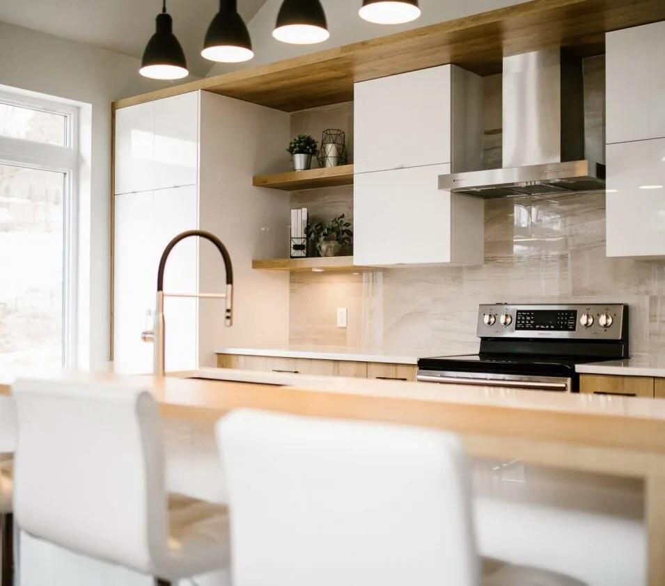 luxor-white-wood-kitchen.jpg