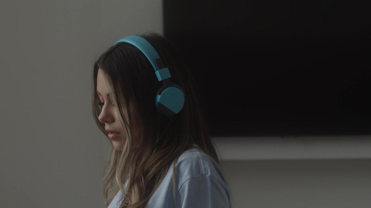 6509626-uhd_3840_2160_30fps.mp4