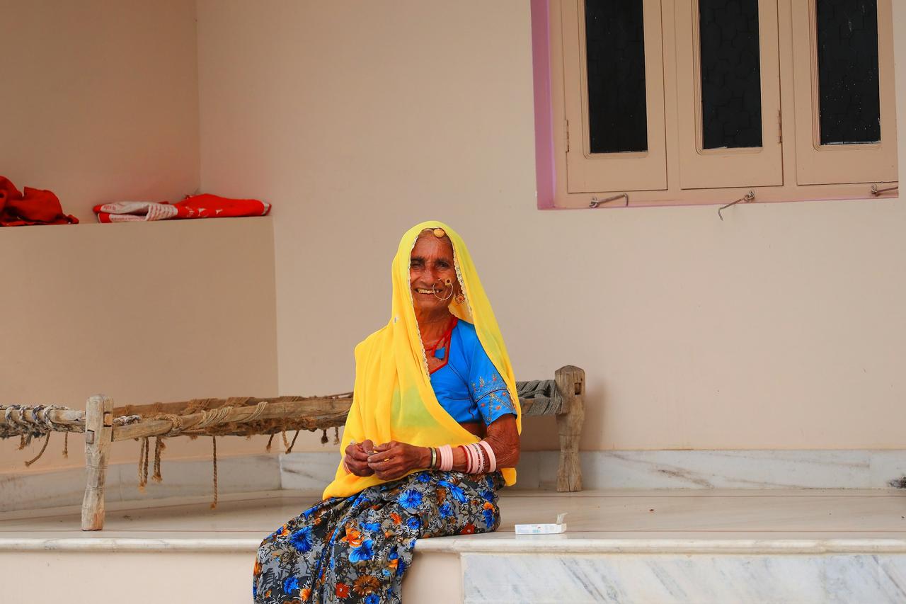 Saree Pre-Pleating