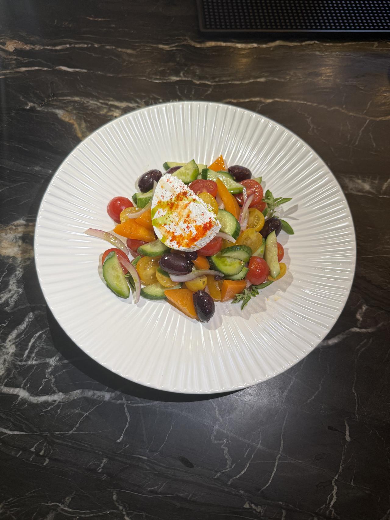 greek salad.jpg
