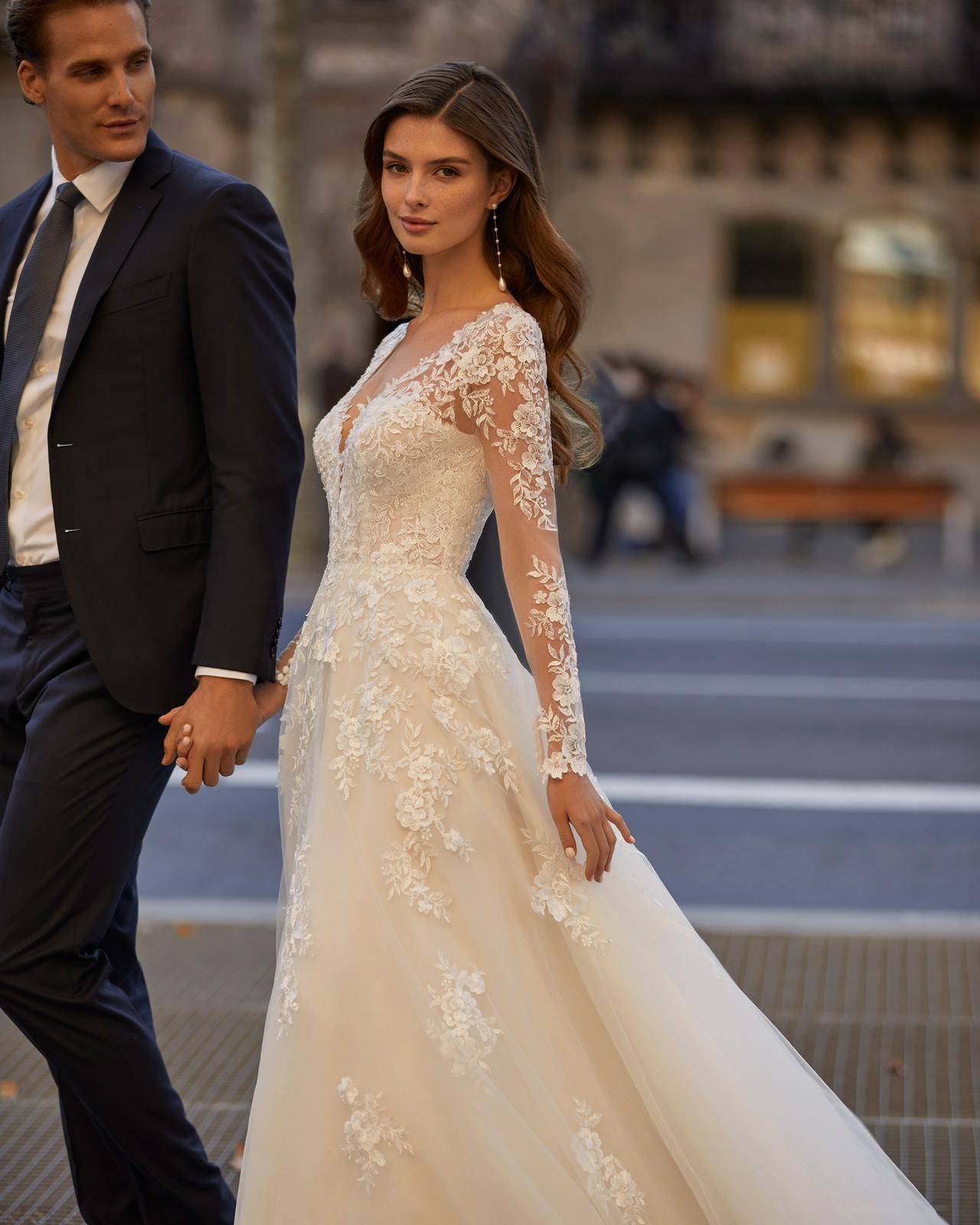 7s26-tevan-luna-novias-1.jpg