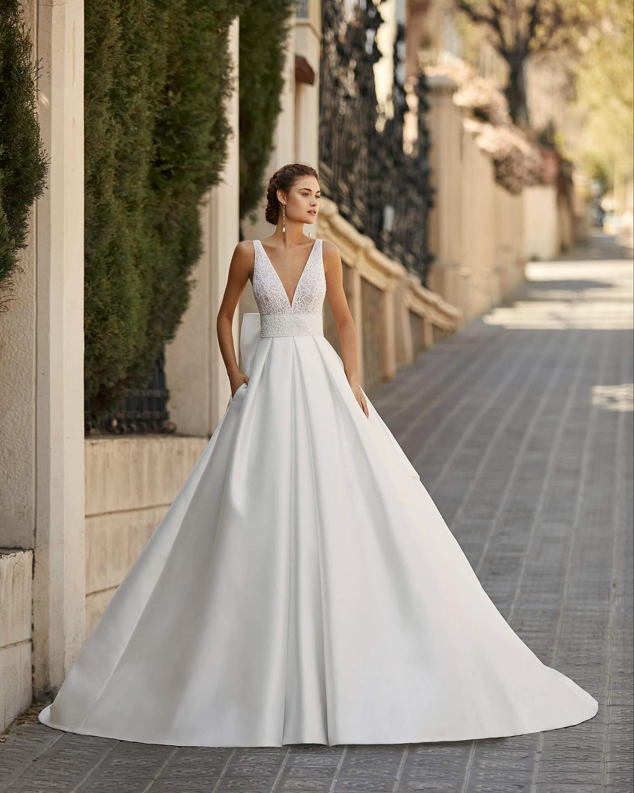 aire+barcelona+alma+wedding+gown+2021.jpg