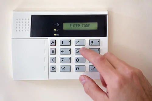 intruder-alarms-alarm-keypad-gbsg.webp