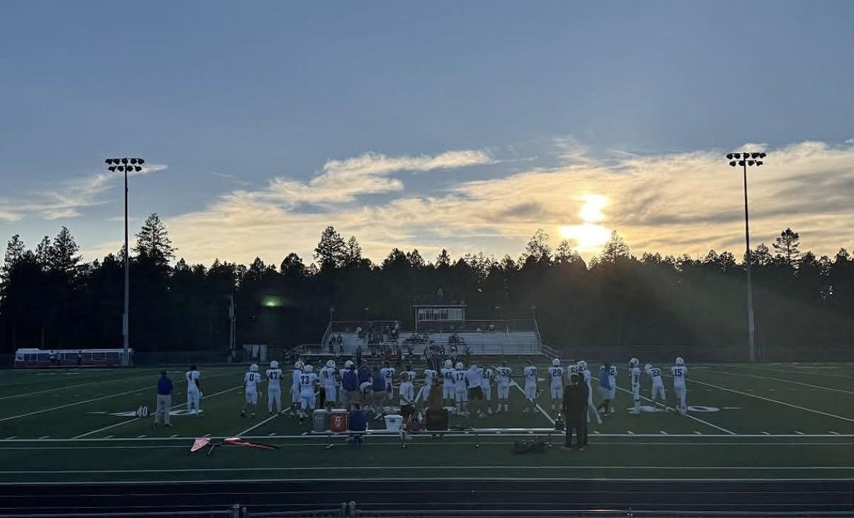 SonBlazers football team playing against Tatum